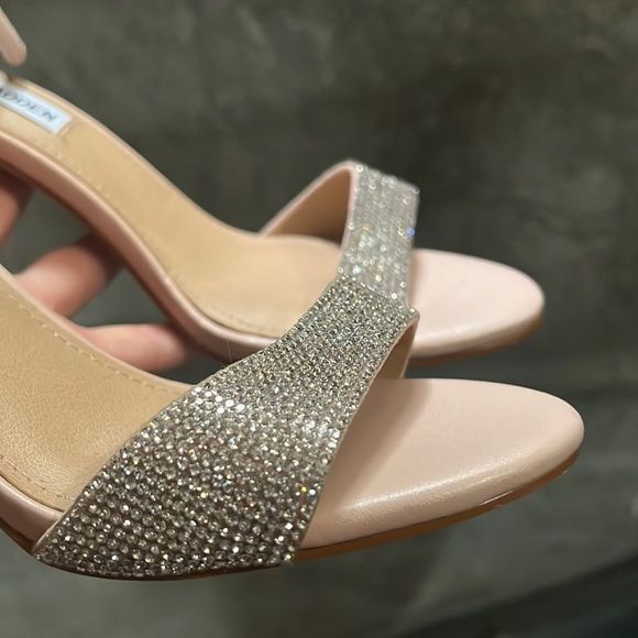 Steve Madden Shoes - Steve Madden rhinestone party heels no box size 6